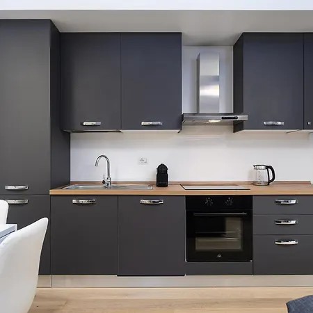 Апартаменты Classbnb - 2 Bilocali Di Design In Zona Porta Garibaldi