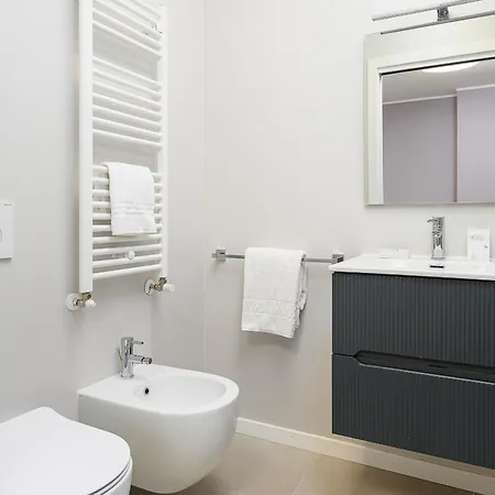 Апартаменты Classbnb - 2 Bilocali Di Design In Zona Porta Garibaldi *