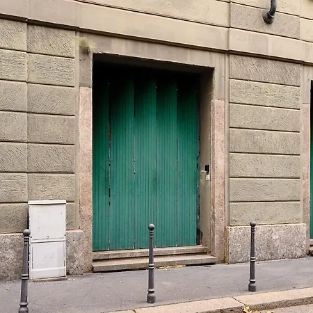 Апартаменты Classbnb - 2 Bilocali Di Design In Zona Porta Garibaldi